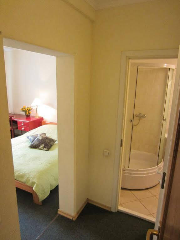 Muzeja Apartamenti Рига Экстерьер фото